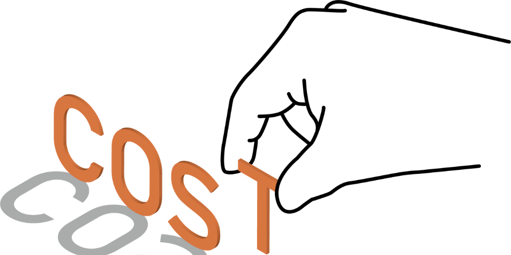 COSTの文字の一部を手で持ち上げているイラスト