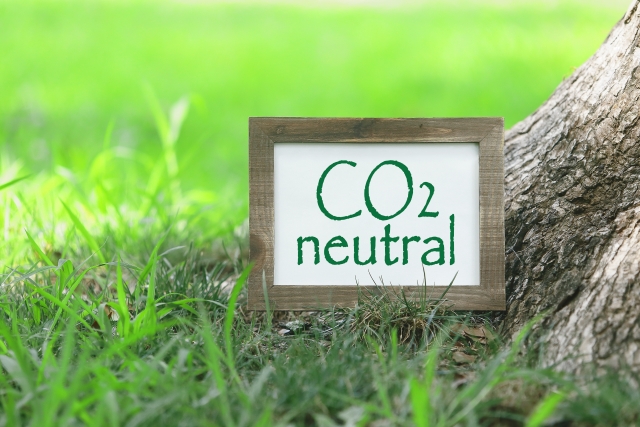 CO2　neutralの文字列と木