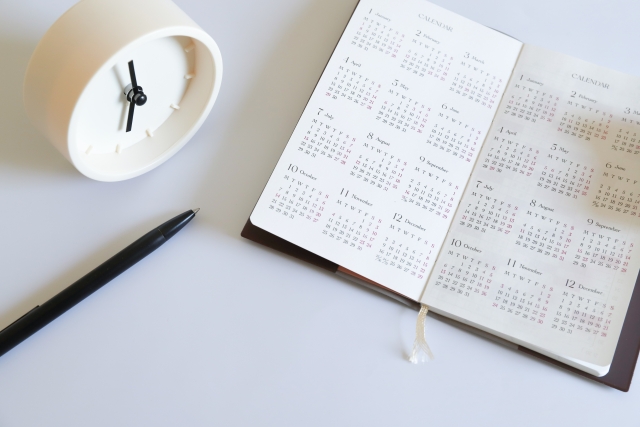 カレンダーと時計