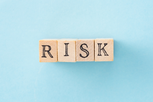 RISKと書かれたブロック